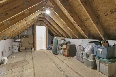 9805 Carlyle Hills Way, Raleigh, NC 27617 - Photo 37