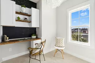 562 Beacon Ridge Blvd, Chapel Hill, NC 27516 - Photo 23