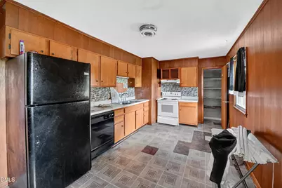 609 Regina Drive, Spring Lake, NC 28390 - Photo 5