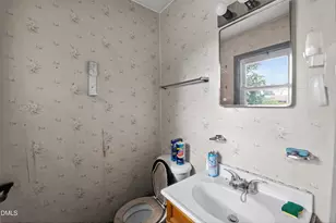 609 Regina Dr, Spring Lake, NC 28390 - Photo 17