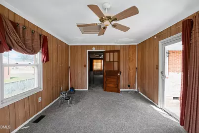 609 Regina Drive, Spring Lake, NC 28390 - Photo 9