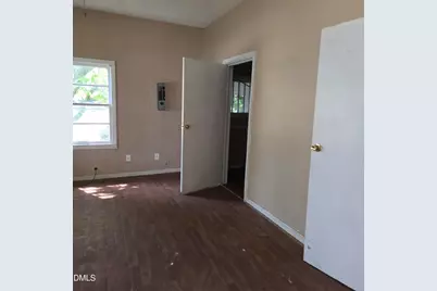 301 W Hill Street, Benson, NC 27504 - Photo 9