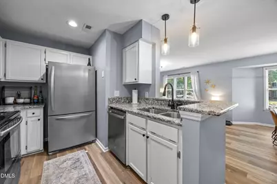 1021 Brighthurst Drive #103, Raleigh, NC 27605 - Photo 15