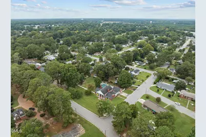 800 S Howard Circle, Tarboro, NC 27886 - Photo 17