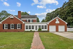 800 S Howard Cir, Tarboro, NC 27886 - Photo 9