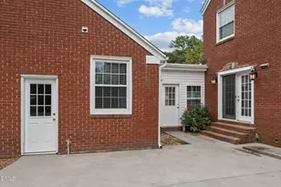 800 S Howard Cir, Tarboro, NC 27886 - Photo 9