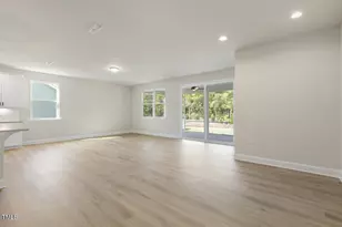 354 Providence Crk Dr, Fuquay Varina, NC 27526 - Photo 9