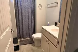 1317 Hardesty Ln, Winston-Salem, NC 27101 - Photo 7