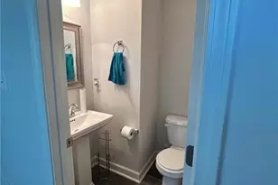 1317 Hardesty Ln, Winston-Salem, NC 27101 - Photo 5