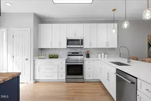 105 Brush Stream Dr, Cary, NC 27511 - Photo 5