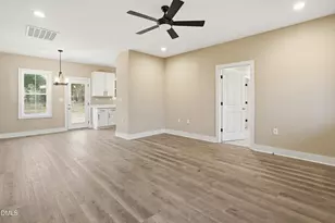 1049 Jada Allen Rd, Dunn, NC 28334 - Photo 7