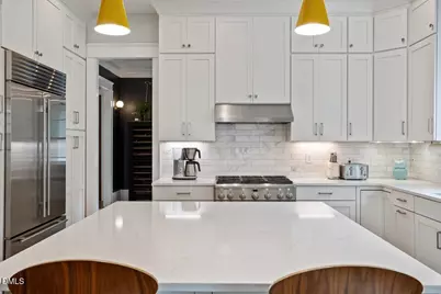 547 Guilford Circle, Raleigh, NC 27608 - Photo 17