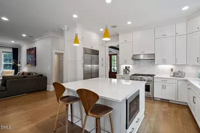 547 Guilford Circle, Raleigh, NC 27608 - Photo 15