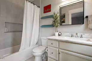 547 Guilford Cir, Raleigh, NC 27608 - Photo 37