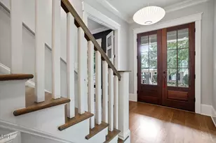 547 Guilford Cir, Raleigh, NC 27608 - Photo 27