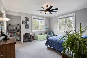 547 Guilford Cir, Raleigh, NC 27608 - Photo 41