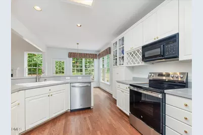 2721 Glassman Lane, Raleigh, NC 27606 - Photo 9