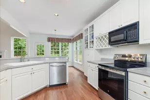 2721 Glassman Ln, Raleigh, NC 27606 - Photo 9