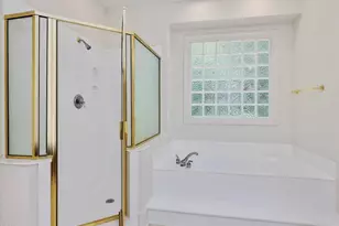 2721 Glassman Ln, Raleigh, NC 27606 - Photo 13