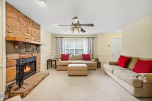 7313 Jacqueline Ln Ln, Raleigh, NC 27616 - Photo 5