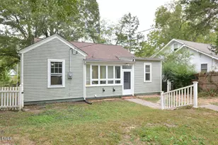 2307 Chapel Hill Rd, Durham, NC 27707 - Photo 5