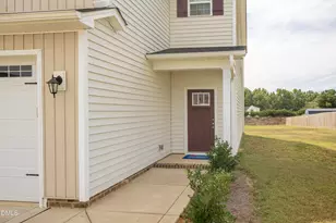 108 Fireside Dr, Benson, NC 27504 - Photo 5