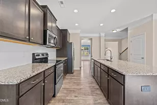 2579 Valley Dr, Clayton, NC 27520 - Photo 7