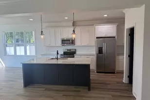 520 S Lincoln St, Benson, NC 27504 - Photo 5