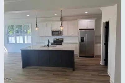 520 S Lincoln Street, Benson, NC 27504 - Photo 5