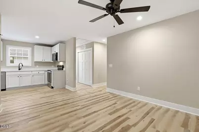 402 W James Street, La Grange, NC 28551 - Photo 7