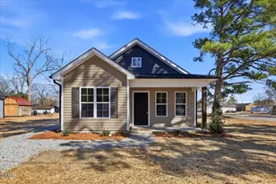 402 W James St, La Grange, NC 28551 - Photo 1