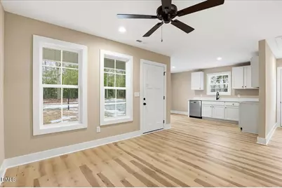 402 W James Street, La Grange, NC 28551 - Photo 3