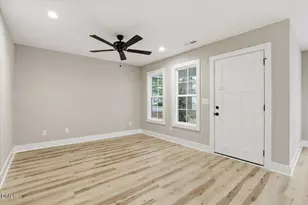 402 W James St, La Grange, NC 28551 - Photo 9