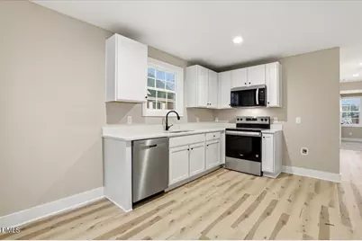 404 W James Street, La Grange, NC 28551 - Photo 7