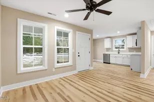 404 W James St, La Grange, NC 28551 - Photo 3