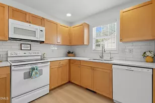 100 Raven Ln, Carrboro, NC 27510 - Photo 5