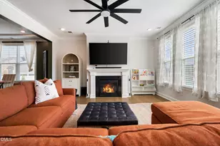 245 N Crest Dr, Chapel Hill, NC 27517 - Photo 5
