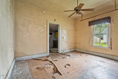 807 W Saint James Street, Tarboro, NC 27886 - Photo 25