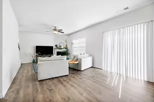 97 Long Mdw Ln, Fuquay Varina, NC 27526 - Photo 11