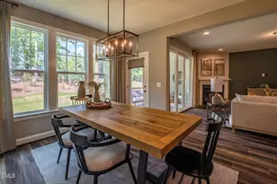 374 Glade Dr, Aberdeen, NC 28315 - Photo 9