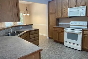 [Address not provided], Raleigh, NC 27610 - Photo 5