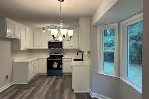 387 N Pleasant Coates Rd, Benson, NC 27504 - Photo 7