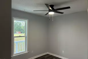 387 N Pleasant Coates Rd, Benson, NC 27504 - Photo 27