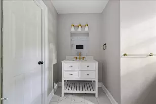 1214 E Oak Dr, Durham, NC 27712 - Photo 23