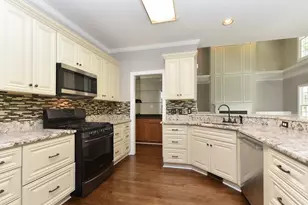 406 Cricketfield Ln, Cary, NC 27518 - Photo 15