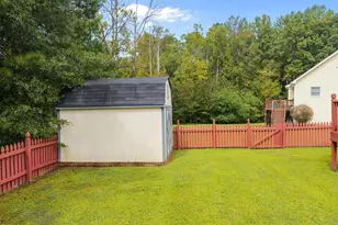 1580 Rogers Pointe Ln Ln, Creedmoor, NC 27522 - Photo 11