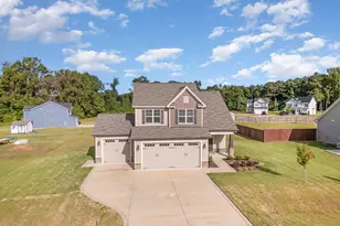 223 N Nolan Park Dr, Selma, NC 27576 - Photo 13