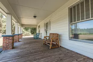 381 Royal Rd, Roseboro, NC 28382 - Photo 5