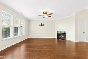 414 Hilltop View St, Cary, NC 27513 - Photo 5