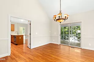 3 Peaceful Pl, Chapel Hill, NC 27517 - Photo 7